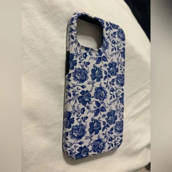 BURGA: BLUE FLORAL PHONE CASE (IPHONE 15) - Picture 3 of 5
